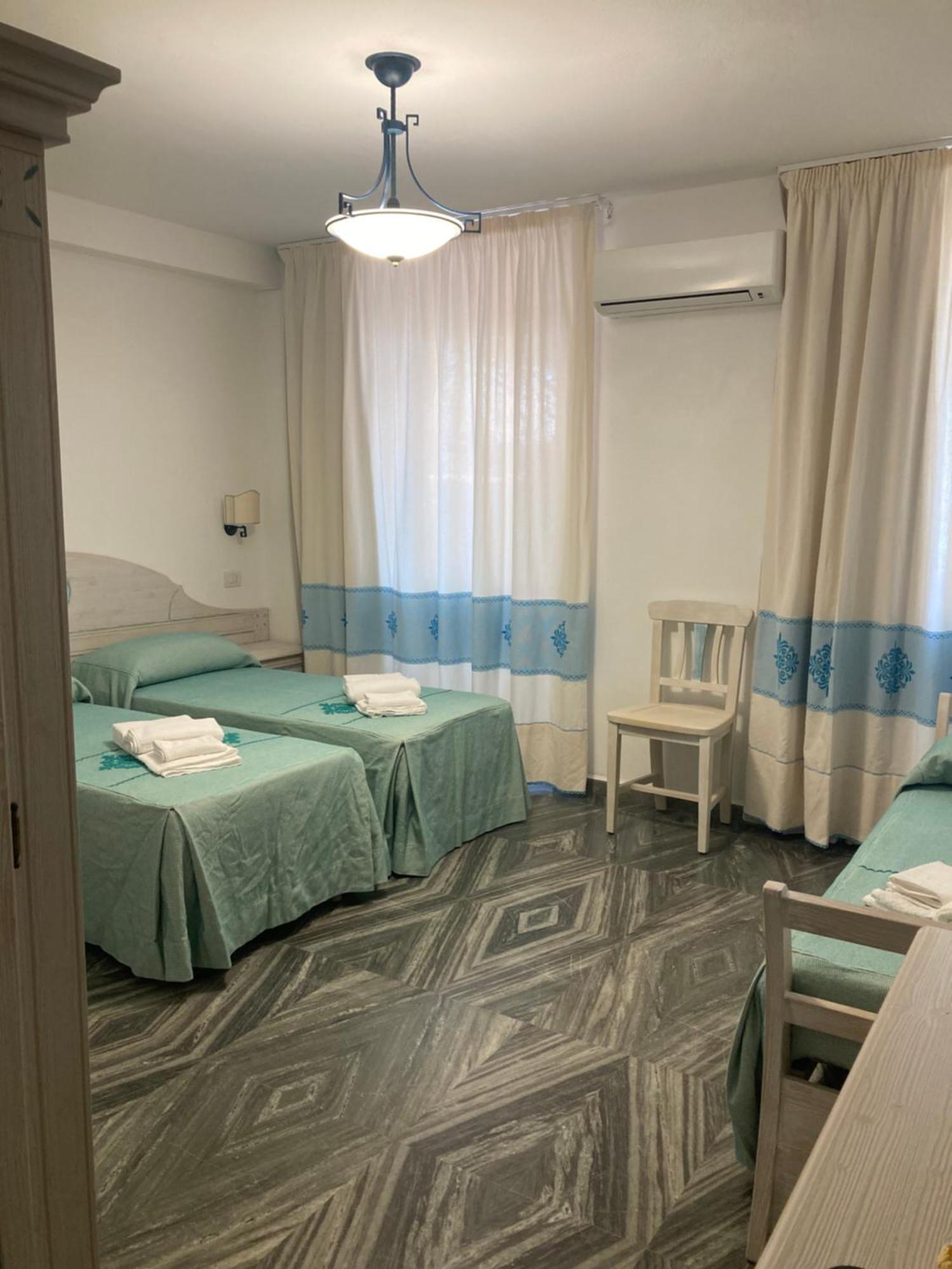 Hotel Villa Campana Cala Liberotto Ngoại thất bức ảnh
